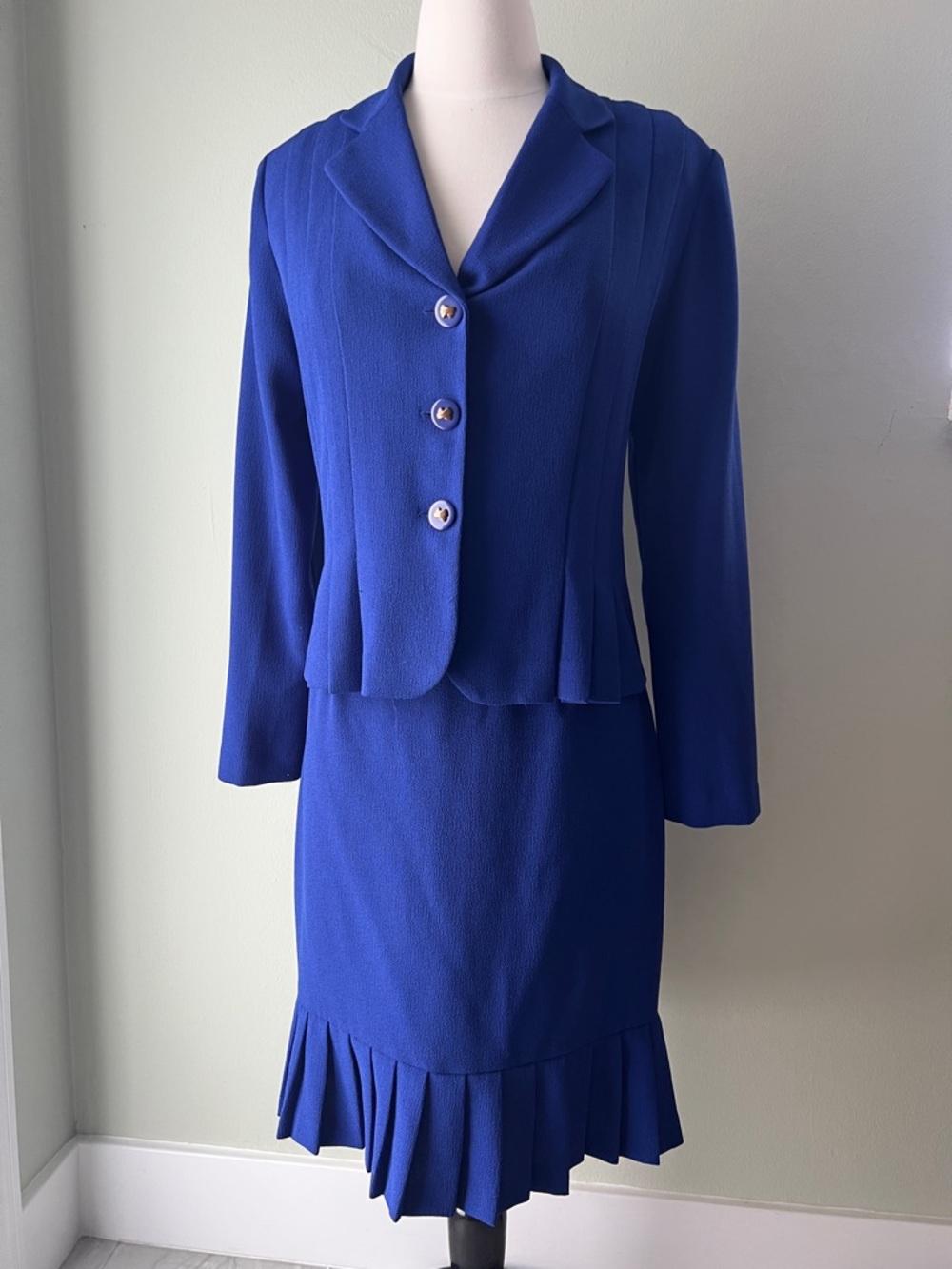Vintage Danny & Nicole Electric Blue skirt suit set
